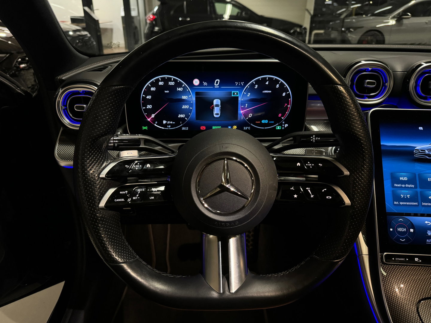 Mercedes-Benz C-Klasse 200 AMG Pano|Keyless|Memory|Burmester