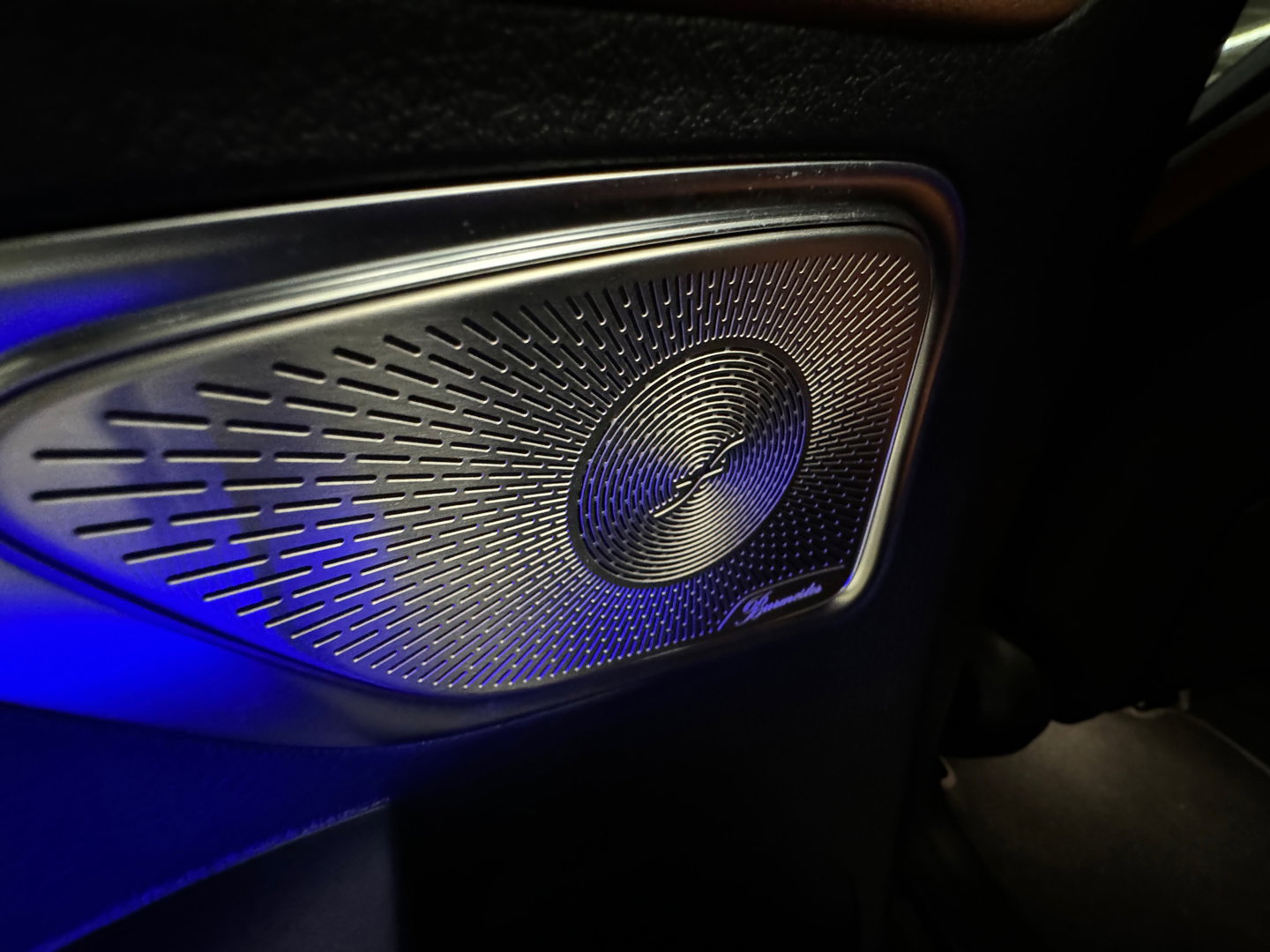 Mercedes-Benz C-Klasse 200 AMG Pano|Keyless|Memory|Burmester