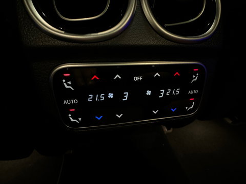 Mercedes-Benz C-Klasse 200 AMG Pano|Keyless|Memory|Burmester