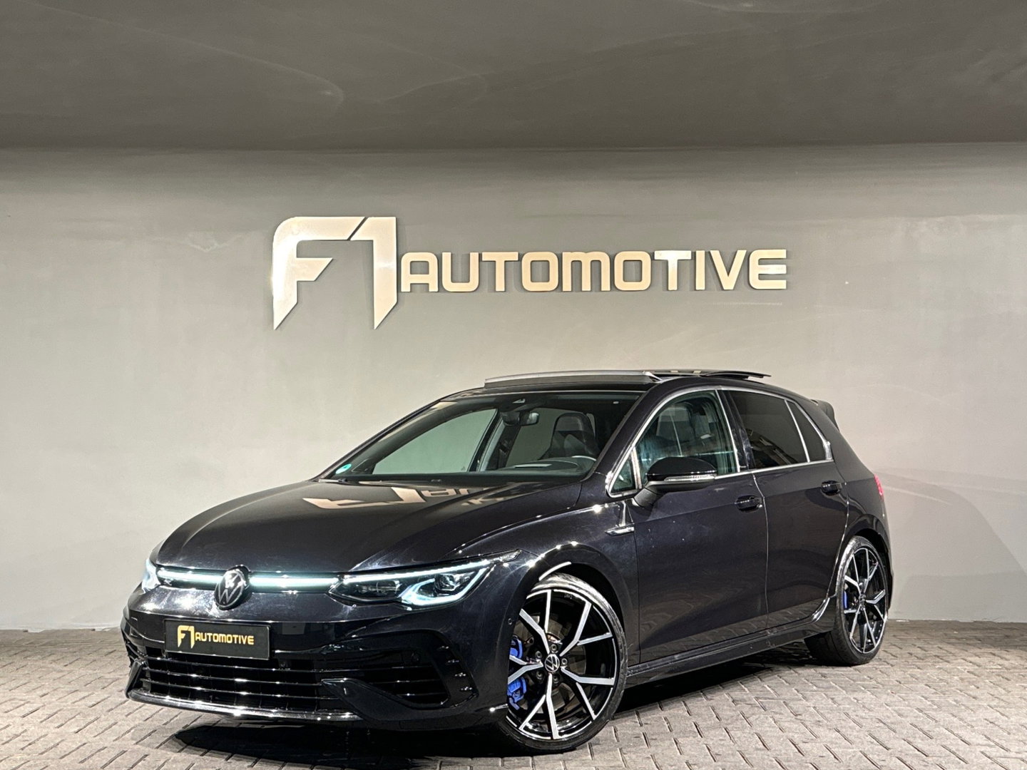 Volkswagen Golf 2.0 TSI R 4M Performance Pano|HuD|H/K|Akrapovic