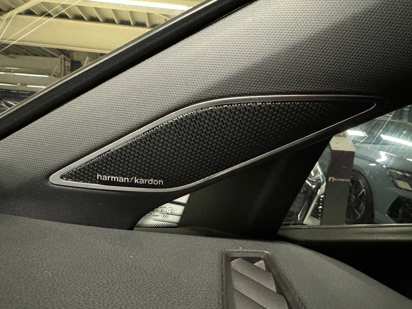 Volkswagen Golf 2.0 TSI R 4M Performance Pano|HuD|H/K|Akrapovic