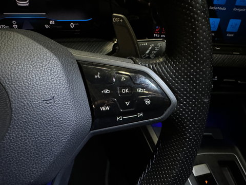 Volkswagen Golf 2.0 TSI R 4M Performance Pano|HuD|H/K|Akrapovic