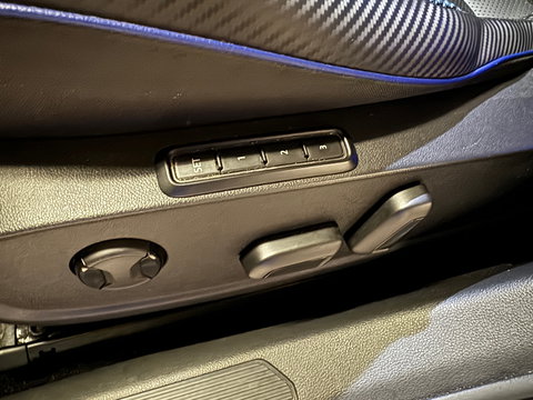 Volkswagen Golf 2.0 TSI R 4M Performance Pano|HuD|H/K|Akrapovic