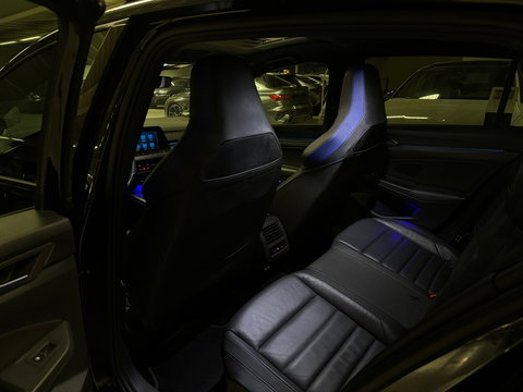 Volkswagen Golf 2.0 TSI R 4M Performance Pano|HuD|H/K|Akrapovic