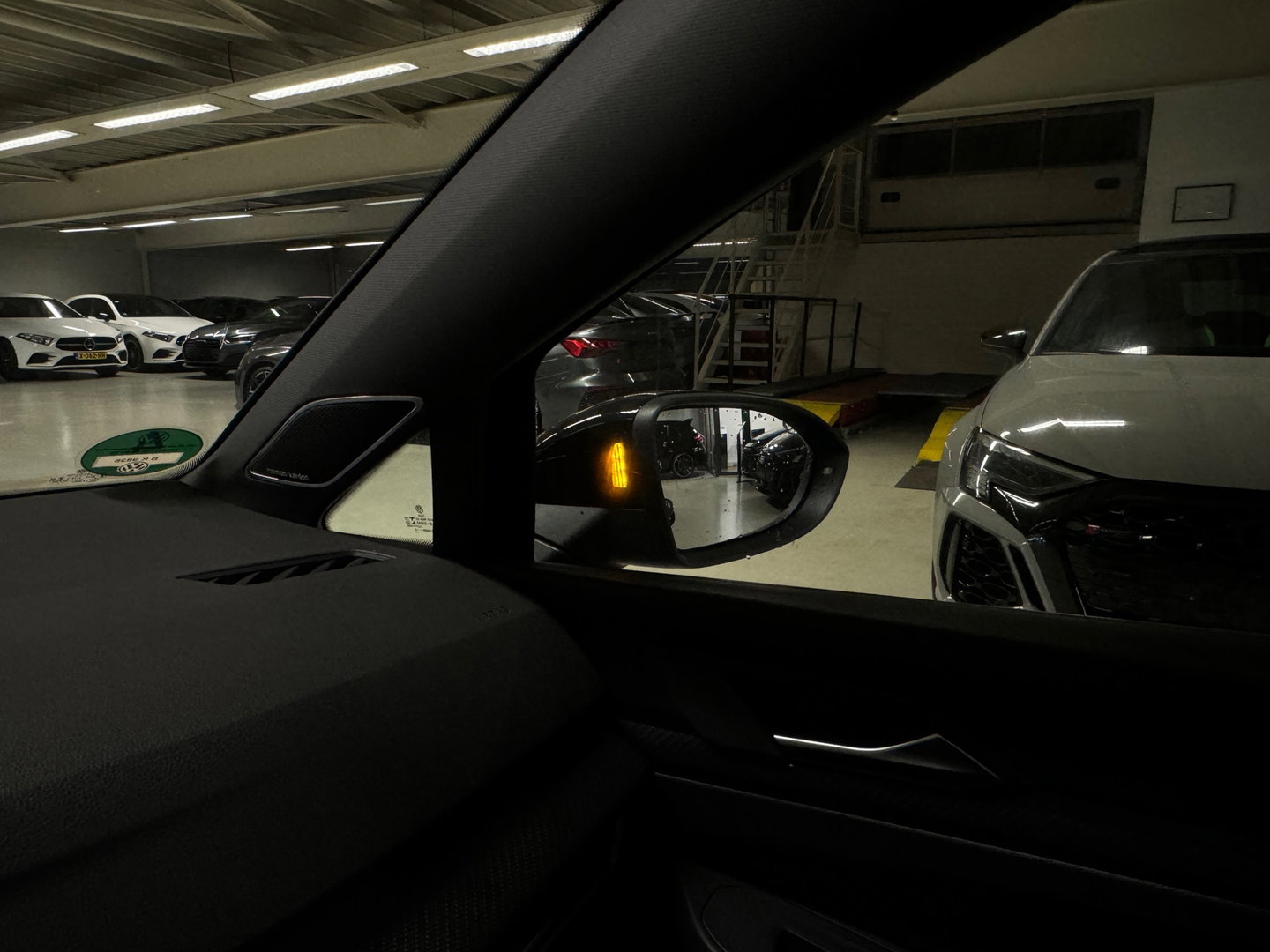 Volkswagen Golf 2.0 TSI R 4M Performance Pano|HuD|H/K|Akrapovic