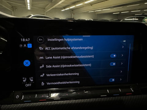 Volkswagen Golf 2.0 TSI R 4M Performance Pano|HuD|H/K|Akrapovic