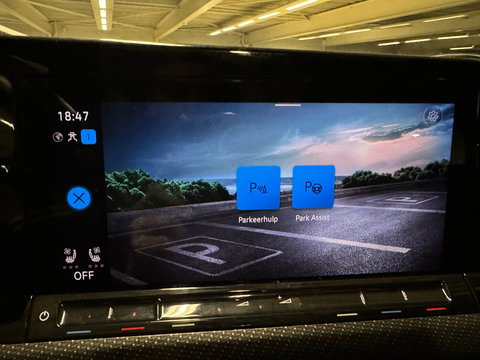 Volkswagen Golf 2.0 TSI R 4M Performance Pano|HuD|H/K|Akrapovic