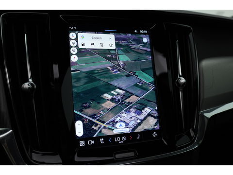 Volvo V90 B4 D Ultimate Bright 197pk | Pano | HUD | 360cam | H&K | Memory seats | Standkachel |