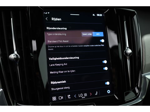 Volvo V90 B4 D Ultimate Bright 197pk | Pano | HUD | 360cam | H&K | Memory seats | Standkachel |