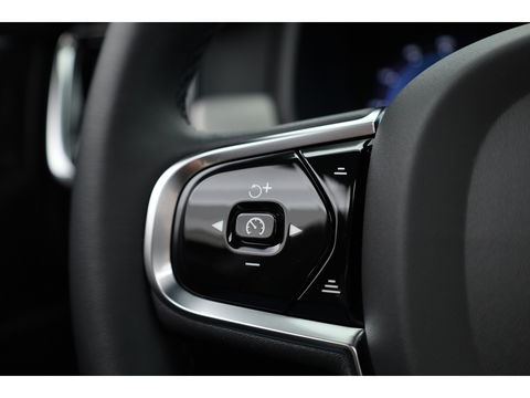 Volvo V90 B4 D Ultimate Bright 197pk | Pano | HUD | 360cam | H&K | Memory seats | Standkachel |