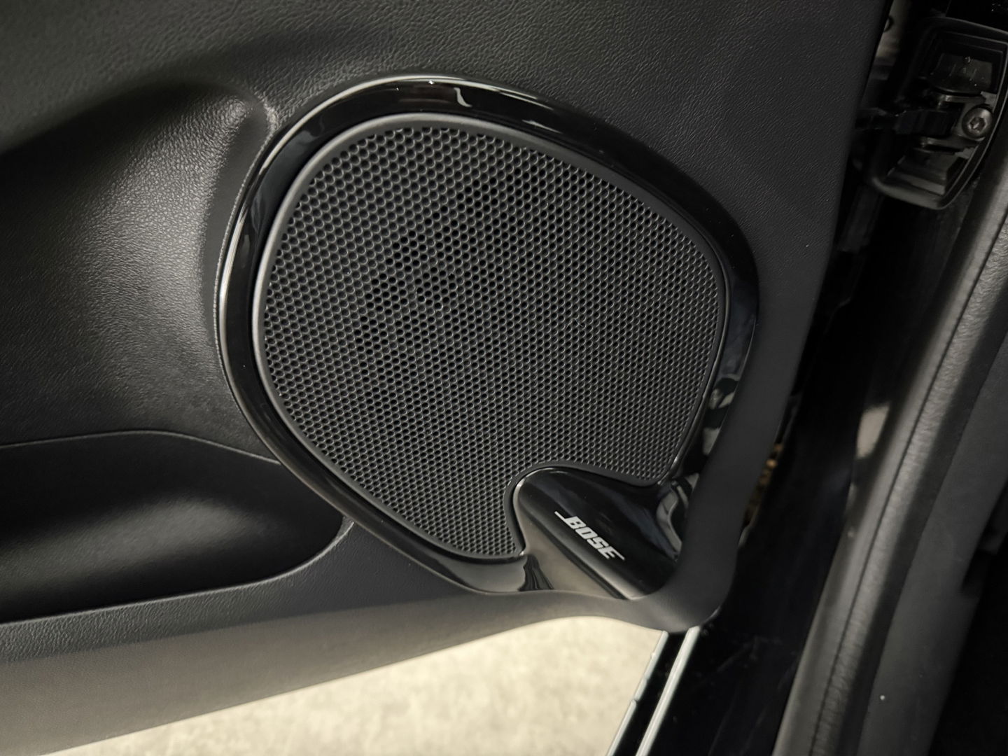 Renault Clio 0.9 TCe | Bose | LED | Clima | Cruise | Camera | Carplay | Trekh. | Stoelverw. | Parkeersens. | NAP