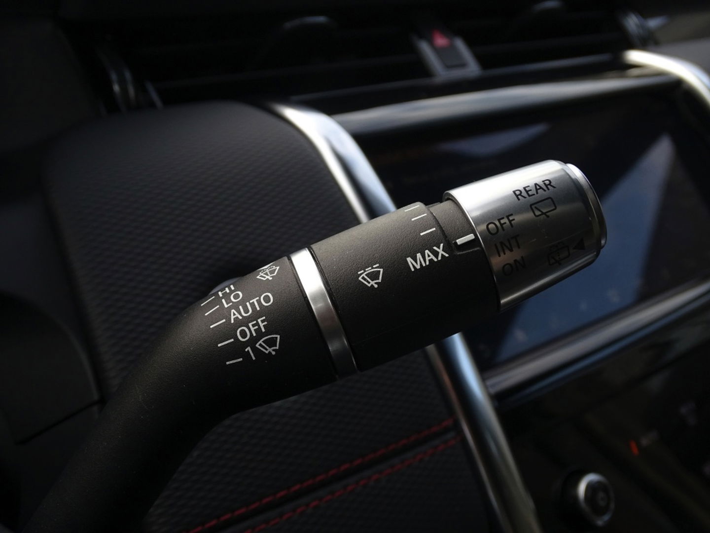 Land Rover Discovery Sport P300e 300PK automaat / R-Dynamic S / LED / 360° camera