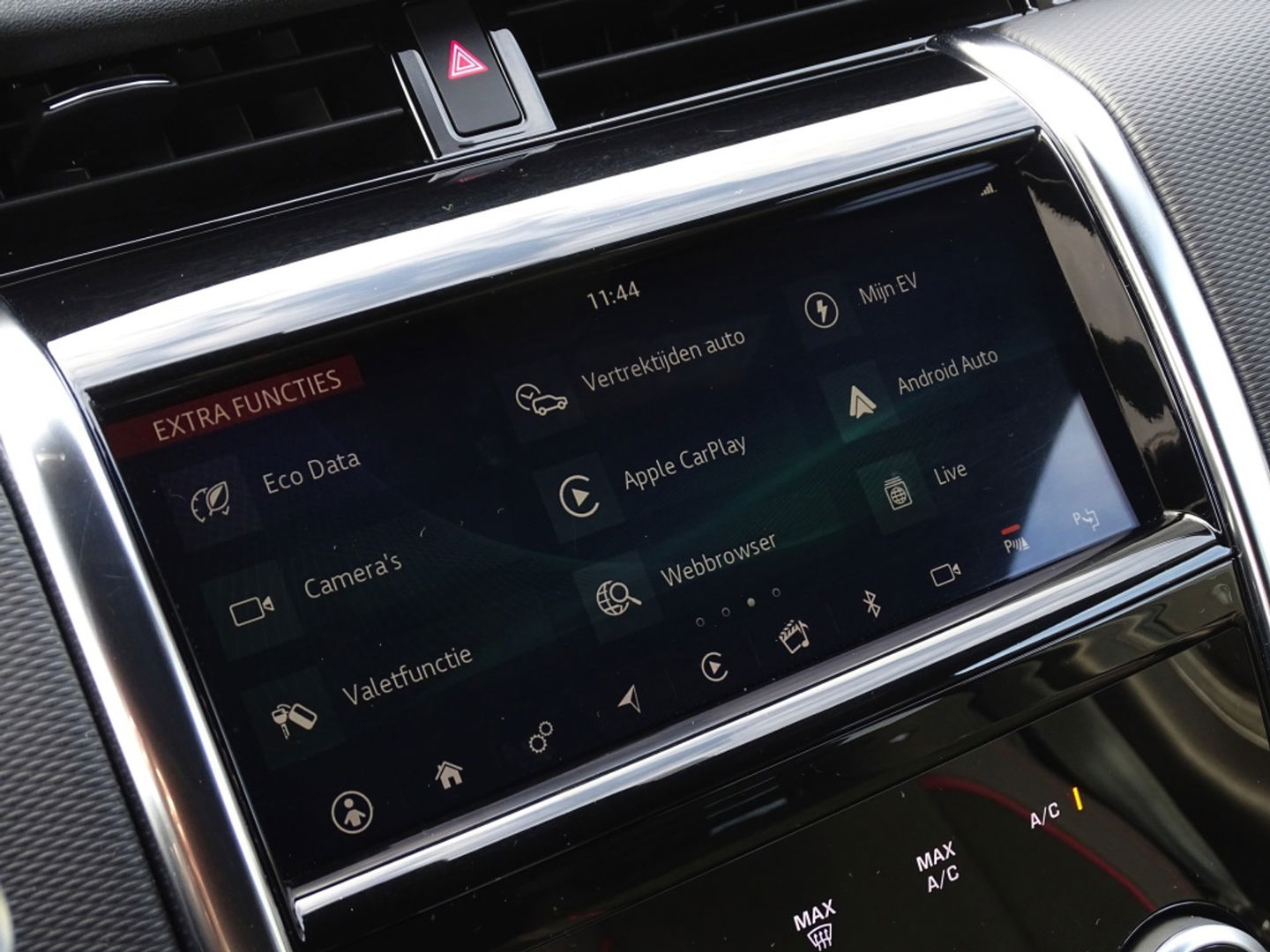 Land Rover Discovery Sport P300e 300PK automaat / R-Dynamic S / LED / 360° camera