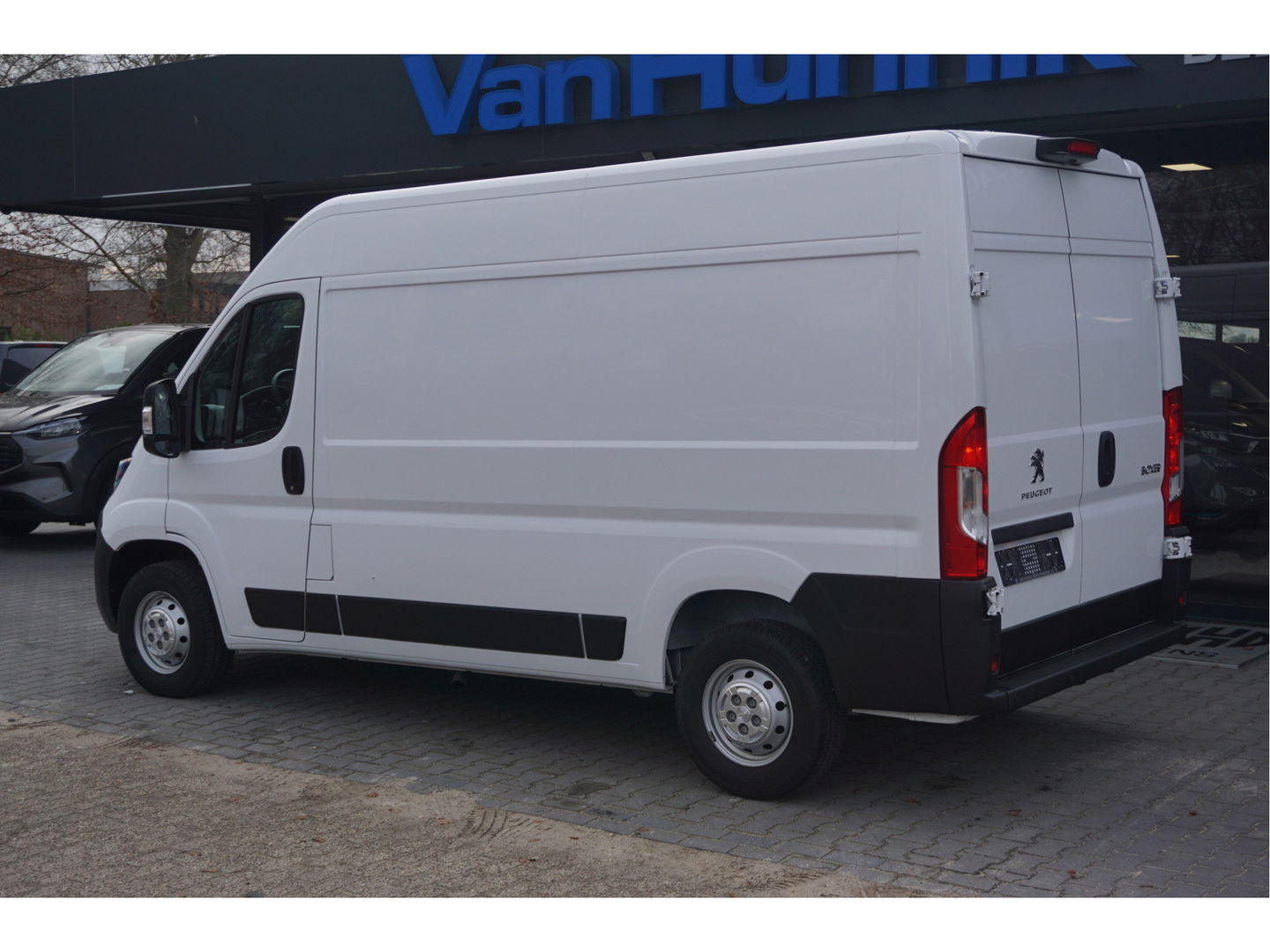 Peugeot Boxer 35 2.2 140PK L2H2 BPM VRIJ!! Apple CP / Android A, Airco, Cam, 270° Deur!! NR. J417*