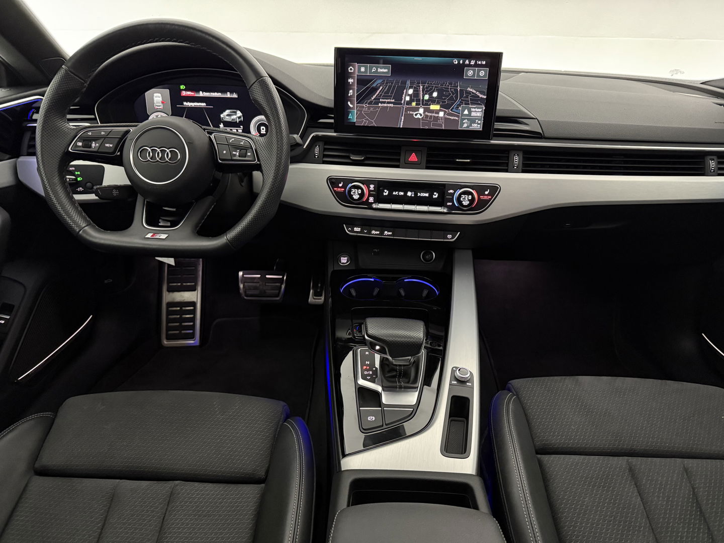 Audi A5 TFSI S-Line Black Optic | Pano | Virtual | b&o | Sfeer | Carplay | Stoelverw. | Parkeersens.