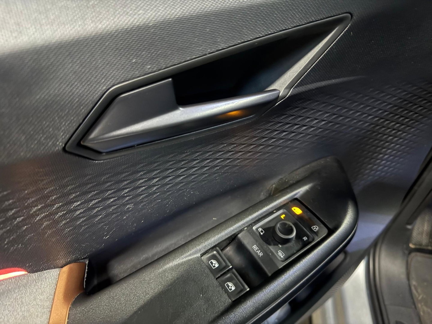 CUPRA Born Business 62 kWh KEYLESS CAM