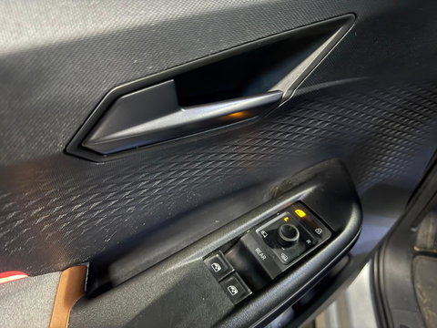 CUPRA Born Business 62 kWh KEYLESS CAM