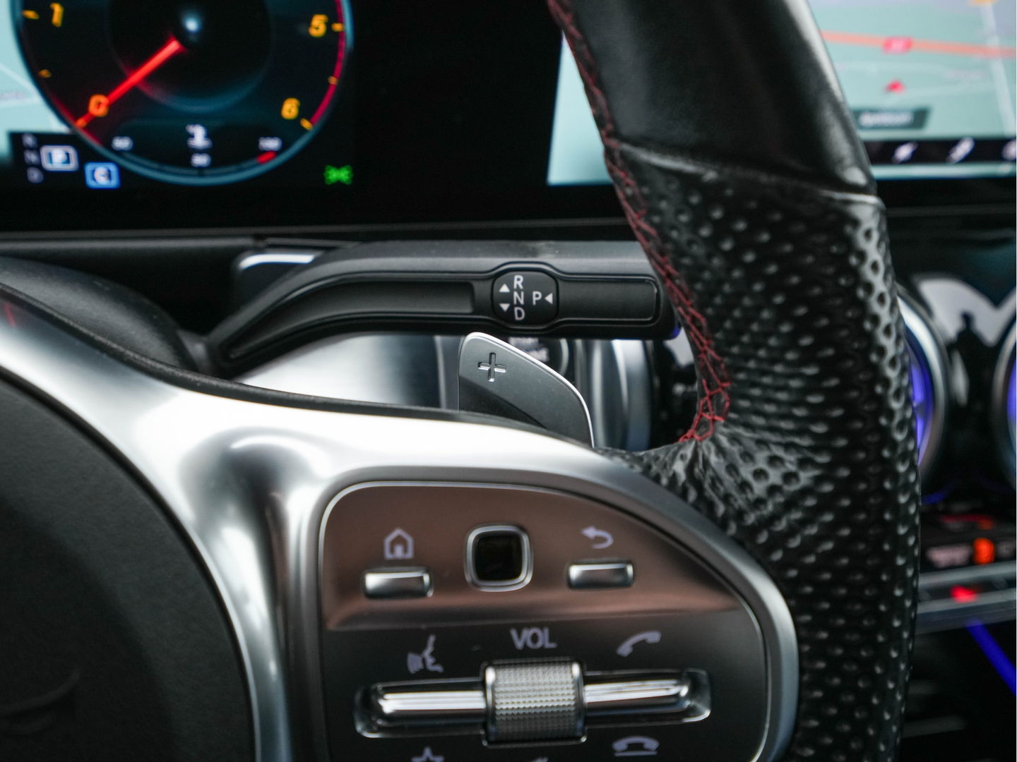 Mercedes-Benz GLB 200 d ( VAN ) Premium AMG-Sport-Pack Aut. *LEATHER-MICROFIBRE | FULL-LED | AMBIENT-LIGHT | WIDE-SCREEN-DIGICOCKPIT | HEATED-SPORTSEATS | KEYLESS | NAVI-FULLMAP | DAB+ | ECC | PDC | CRUISE | 19''ALU*