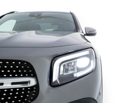 Mercedes-Benz GLB 200 d ( VAN ) Premium AMG-Sport-Pack Aut. *LEATHER-MICROFIBRE | FULL-LED | AMBIENT-LIGHT | WIDE-SCREEN-DIGICOCKPIT | HEATED-SPORTSEATS | KEYLESS | NAVI-FULLMAP | DAB+ | ECC | PDC | CRUISE | 19''ALU*