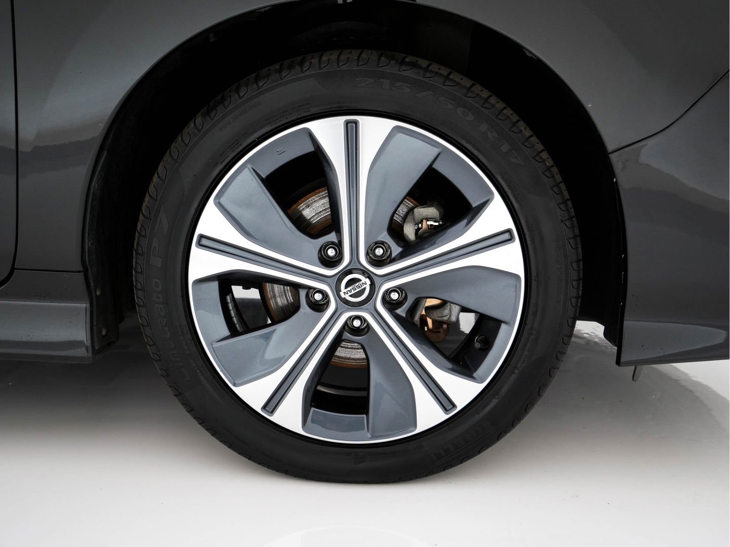 Nissan Leaf Tekna 40 kWh (SOH-83%) (INCL-BTW) *Aut.*LEATHER | FULL-LED | BOSE-AUDIO | TOPVIEW | DAB | KEYLESS | NAVI-FULLMAP | DAB | HEATED-COMFORTSEATS | PRIVACY-GLASS | ADAPTIVE-CRUISE | 17''ALU*