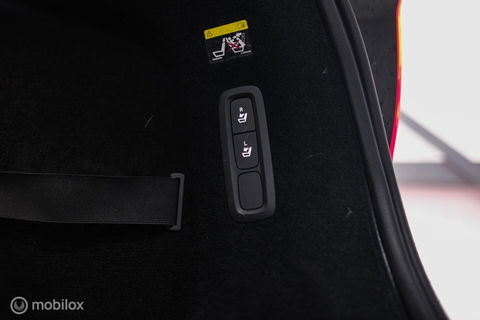 Volvo V90 2.0 T4 R-Design | Harman Kardon | Adaptive | Scandinavian line | Pilot Assist | Camera |HUD | Zonneschermen| Leder | Memory | Pa