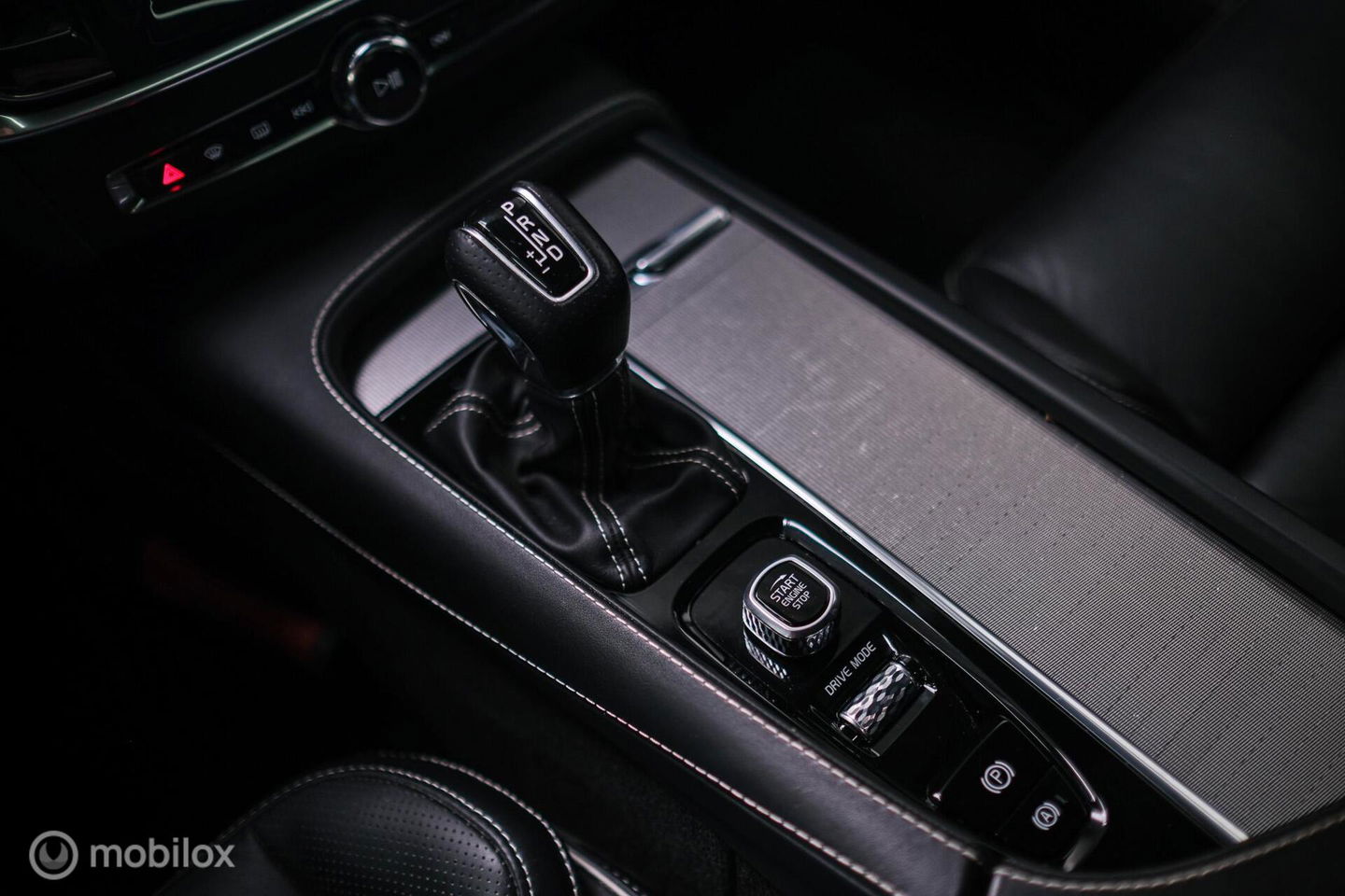 Volvo V90 2.0 T4 R-Design | Harman Kardon | Adaptive | Scandinavian line | Pilot Assist | Camera |HUD | Zonneschermen| Leder | Memory | Pa