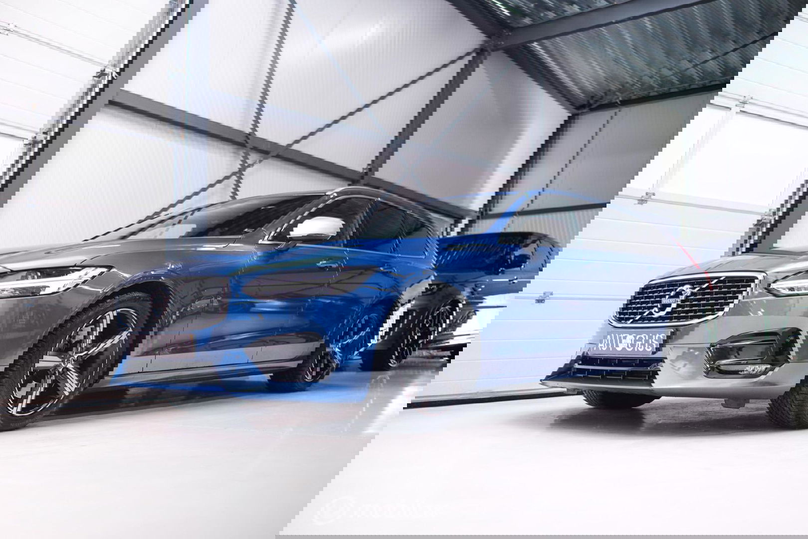 Volvo V90 2.0 T4 R-Design | Harman Kardon | Adaptive | Scandinavian line | Pilot Assist | Camera |HUD | Zonneschermen| Leder | Memory | Pa