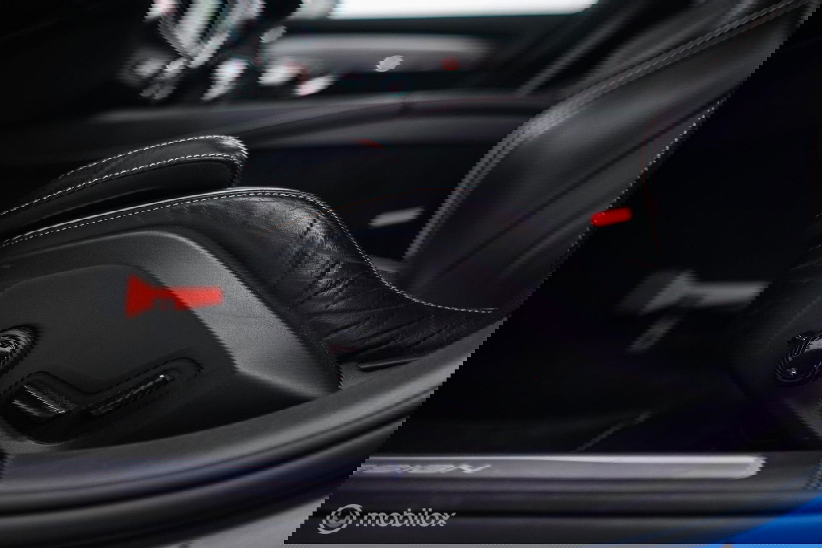 Volvo V90 2.0 T4 R-Design | Harman Kardon | Adaptive | Scandinavian line | Pilot Assist | Camera |HUD | Zonneschermen| Leder | Memory | Pa