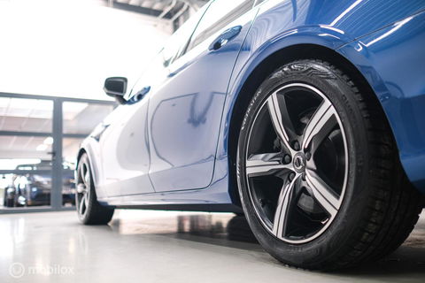 Volvo V90 2.0 T4 R-Design | Harman Kardon | Adaptive | Scandinavian line | Pilot Assist | Camera |HUD | Zonneschermen| Leder | Memory | Pa