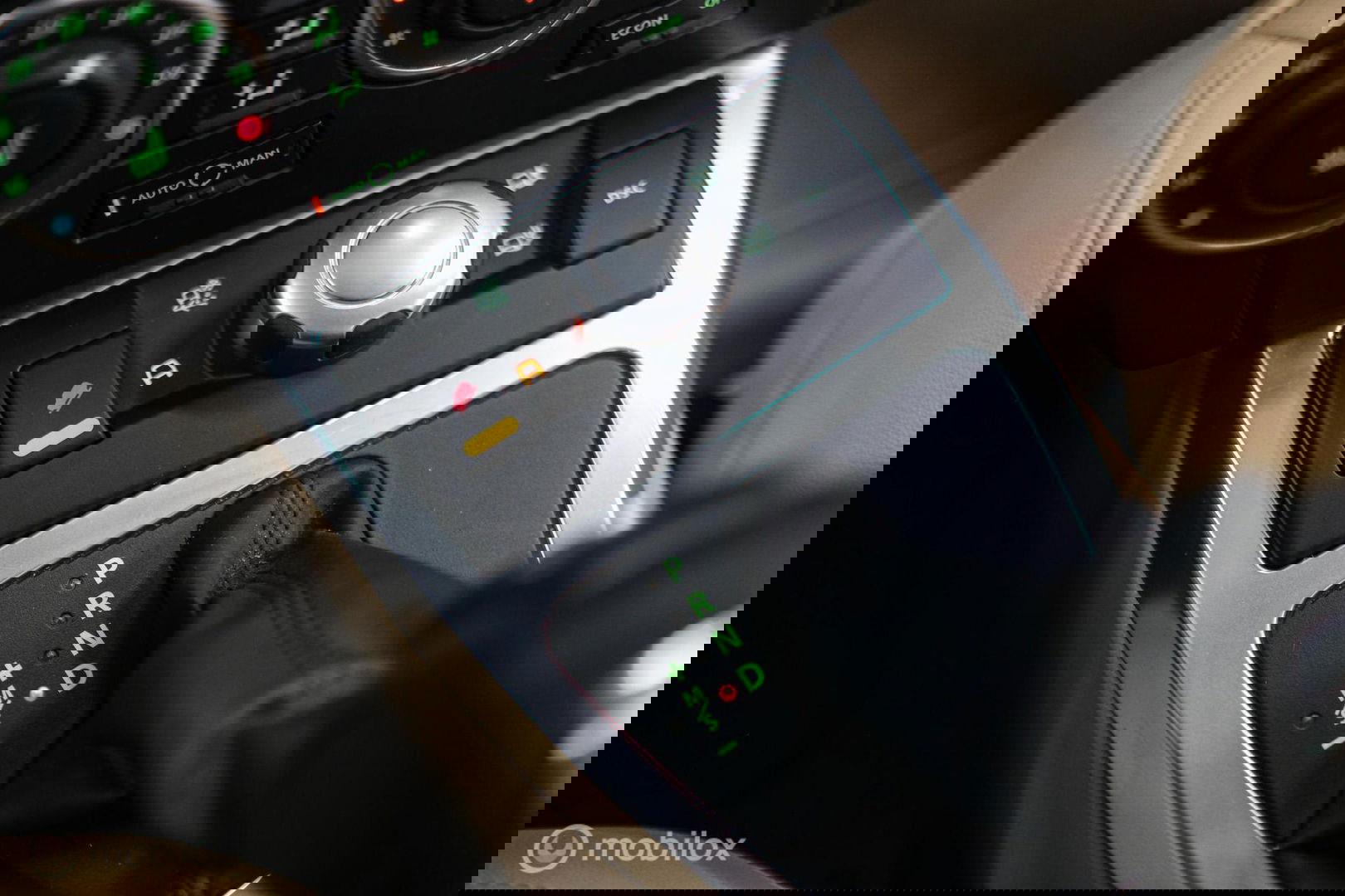 Land Rover Freelander 3.2 i6 HSE | 1e eigenaar | Dealer OH | 4x4 | Automaat | Panoramadak | Xenon | youngtimer | BTW auto | Lage km stand |