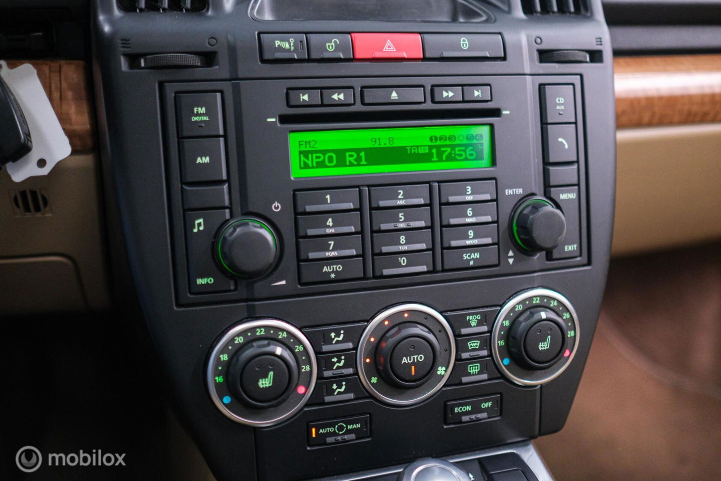 Land Rover Freelander 3.2 i6 HSE | 1e eigenaar | Dealer OH | 4x4 | Automaat | Panoramadak | Xenon | youngtimer | BTW auto | Lage km stand |