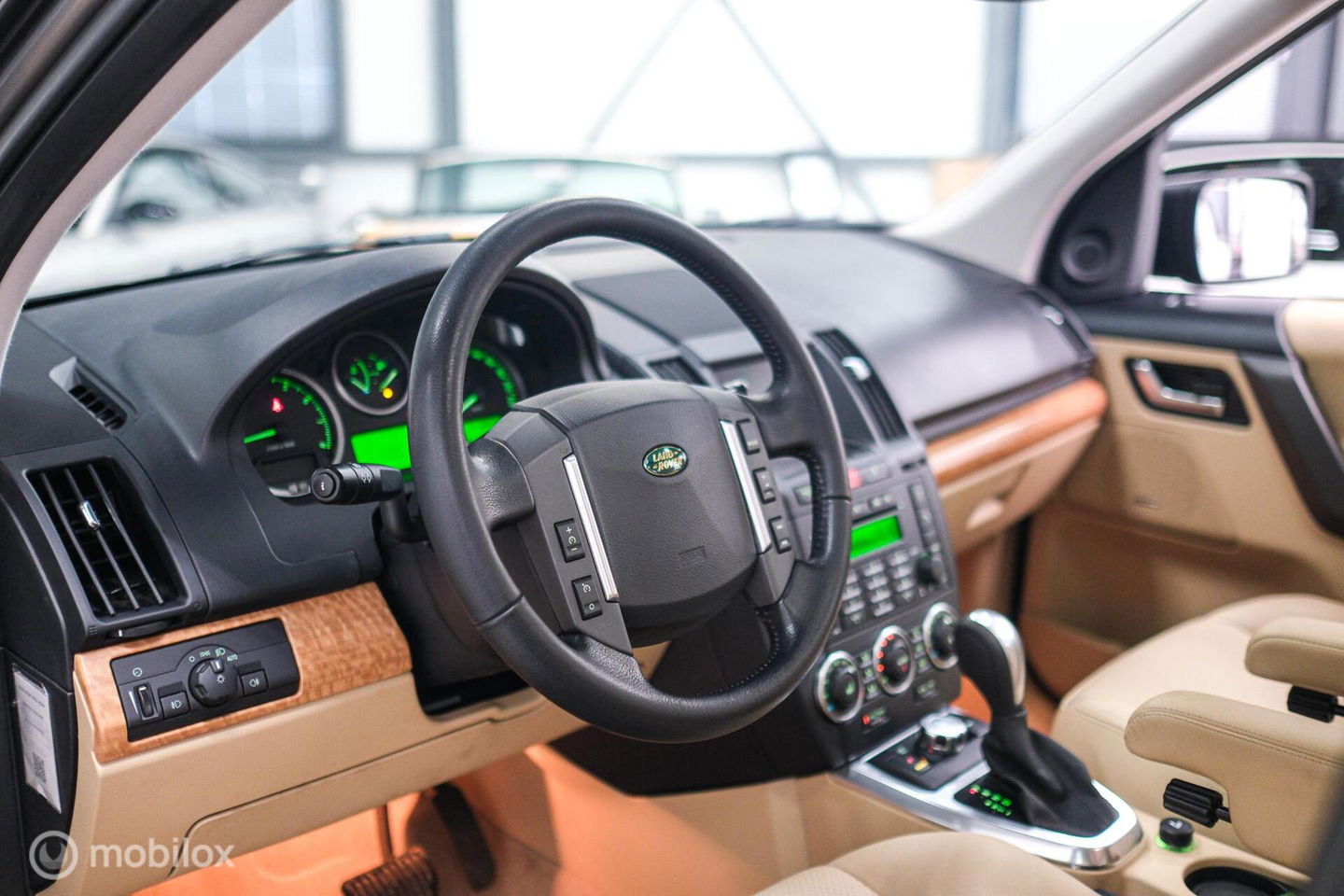 Land Rover Freelander 3.2 i6 HSE | 1e eigenaar | Dealer OH | 4x4 | Automaat | Panoramadak | Xenon | youngtimer | BTW auto | Lage km stand |