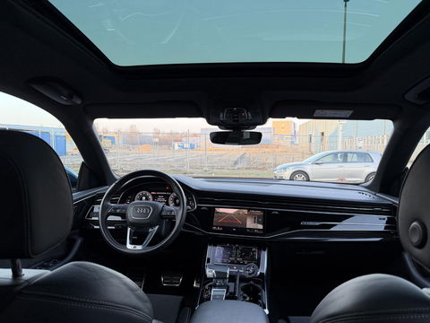 Audi Q8 55 TFSI e quattro Pro Line Advanced Hybrid l Luchtvering l Trekhaak l winter en zomerset