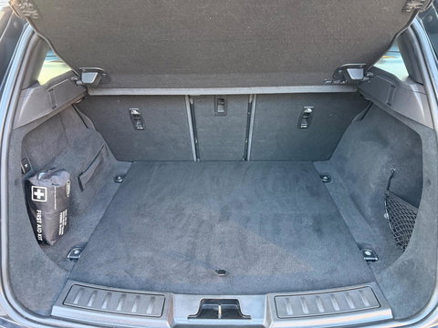 Land Rover Range Rover Evoque 2.0 D180 AWD R-Dynamic SE Leer Navi Led-Xenon Meridia Soundsysteem,