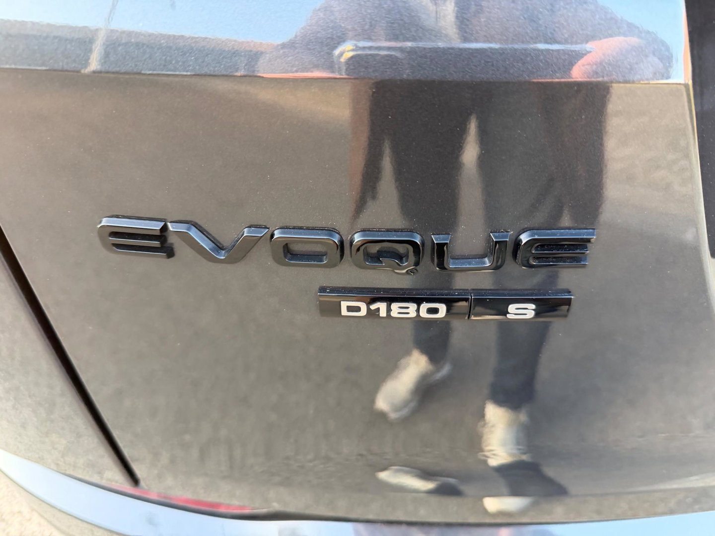 Land Rover Range Rover Evoque 2.0 D180 AWD R-Dynamic SE Leer Navi Led-Xenon Meridia Soundsysteem,