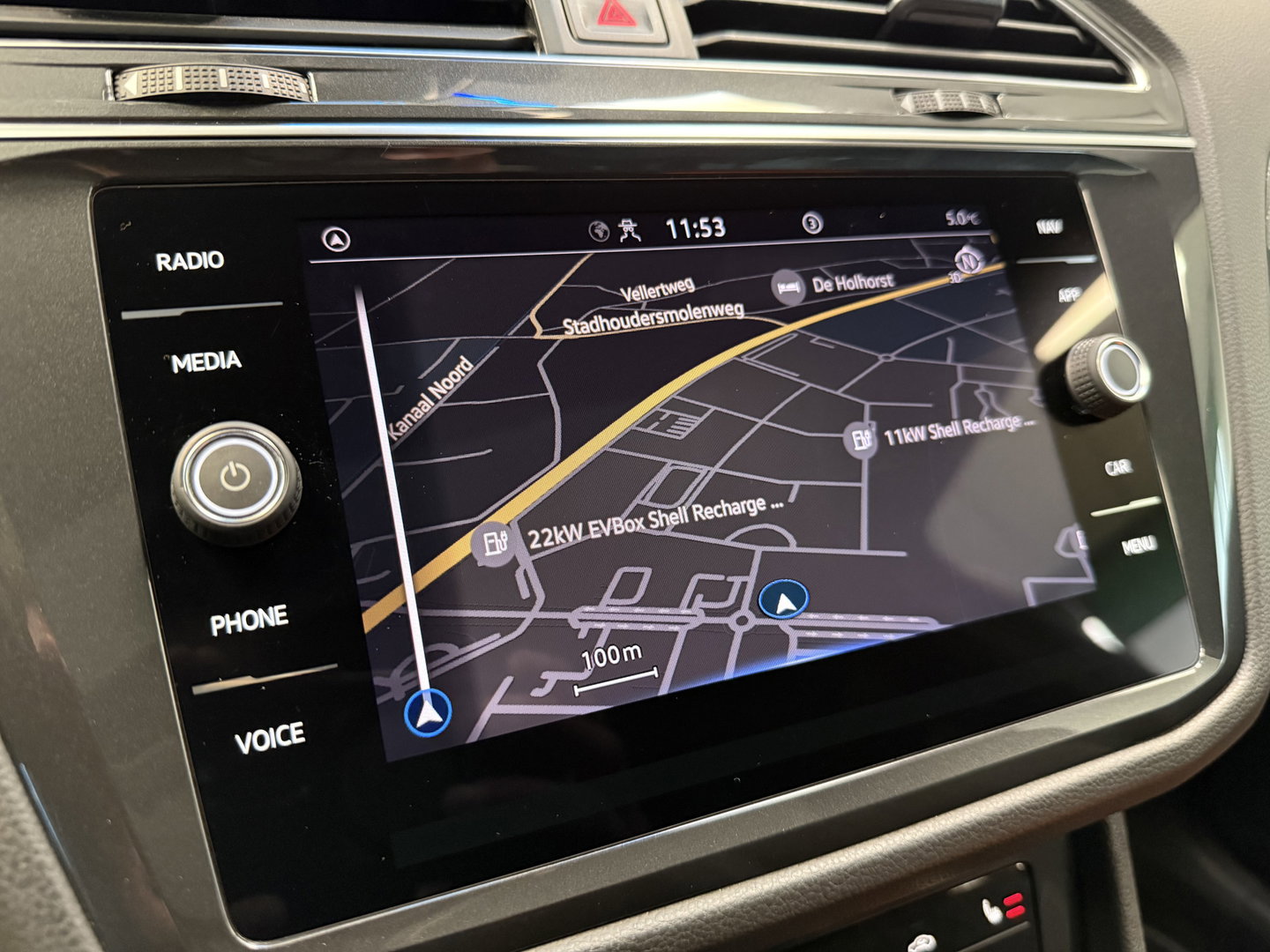 Volkswagen Tiguan 1.4 TSI eHybrid R-Line Business+ Panoramadak PDC NAVI ACC IQ Light 24 Maanden garantie* (Vraag naar de voorwaarden)