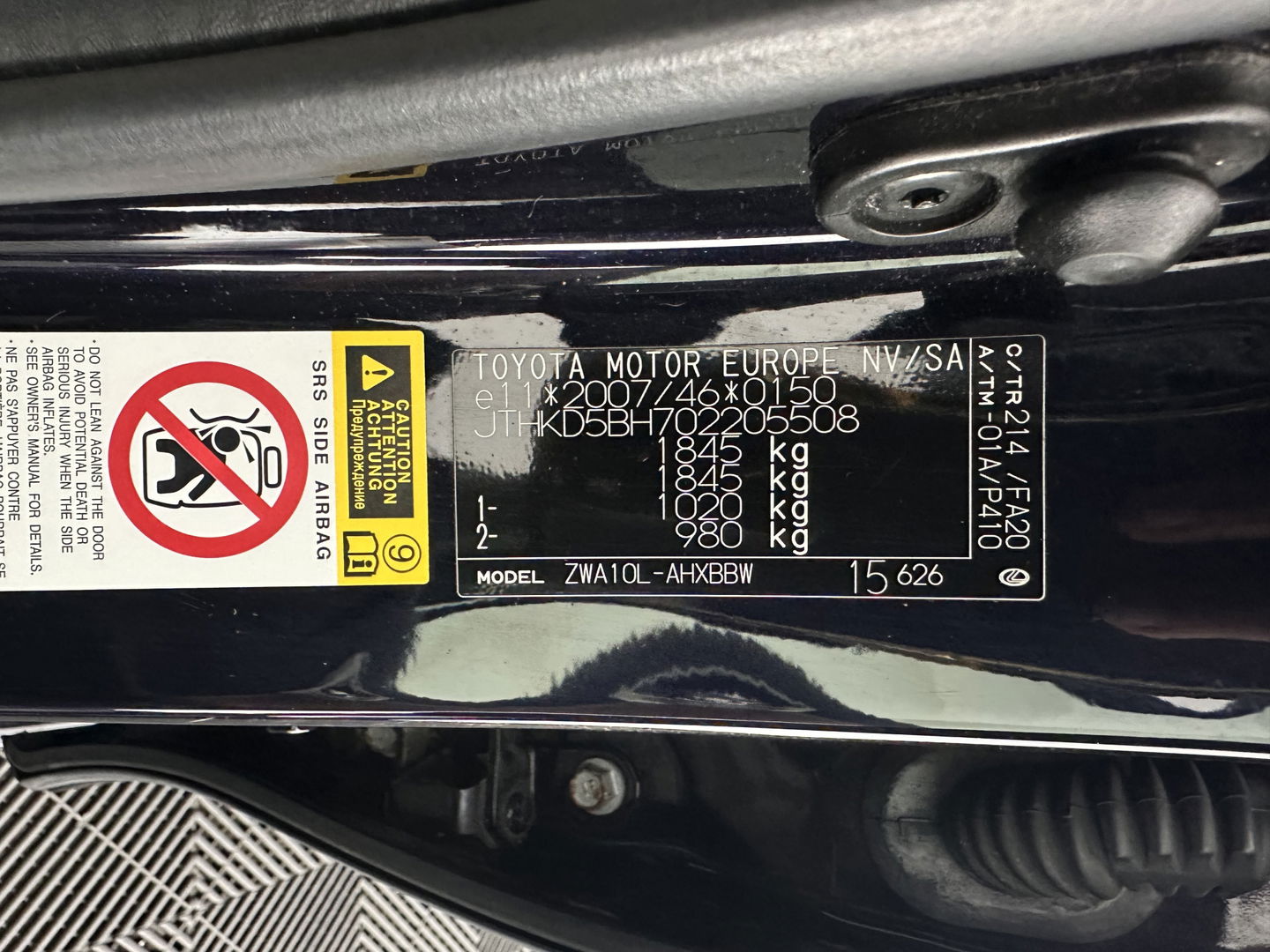 Lexus CT 200h Business Line Aut.*NAVI-FULLMAP | LEATHER | HEATED-COMFORTSEATS | CAMERA | PRIVACYGLASS | ECC | CRUISE | DIGI-COCKPIT | 16''ALU*