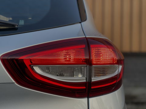 Ford C-MAX 1.5 Titanium | Unieke Kilometerstand! | 1e Eigenaar | Stuurwielverwarming | Stoelverwarming | Cruise Control |