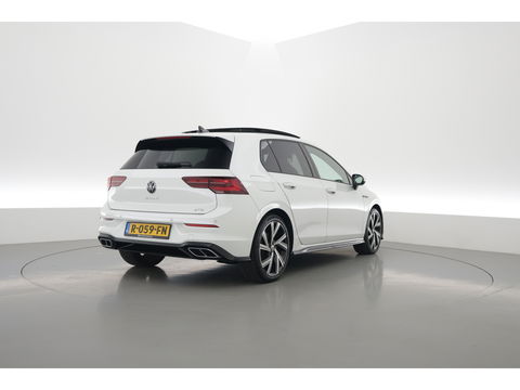 Volkswagen Golf 1.5 eTSI R-Line DSG | Pano | Harman Kardon | Stoel- Stuurverw. | Apple CarPlay | IQ. Light | Adapt. Cruise