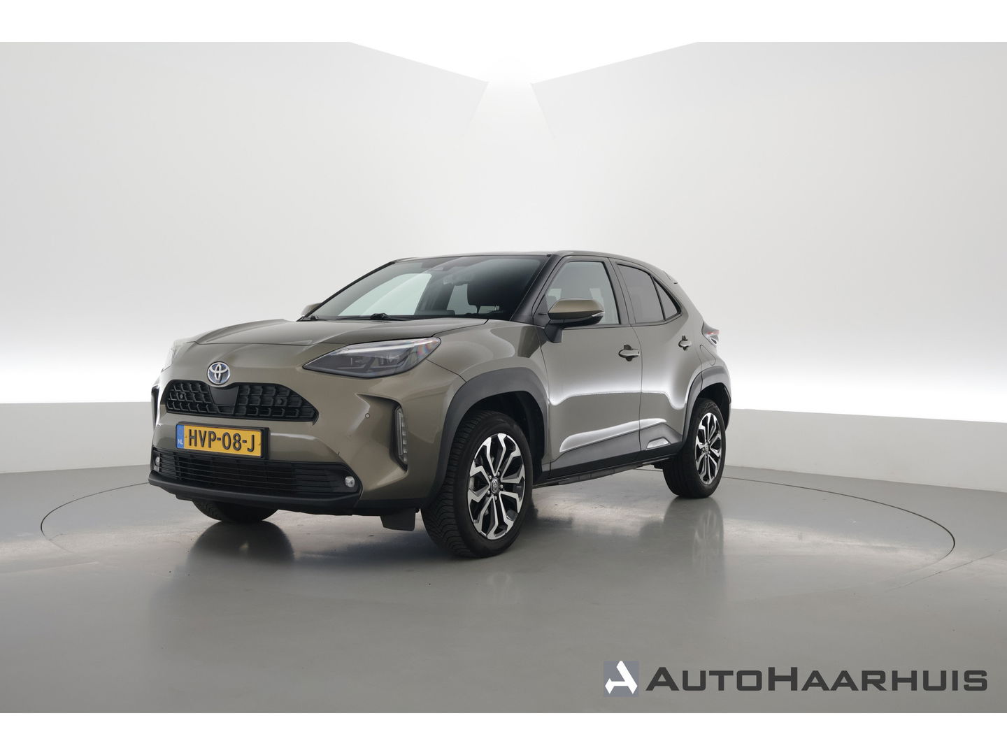 Toyota Yaris Cross 1.5 Hybrid Dynamic | Navi | Cruise | Apple CarPlay & Android Auto | PDC V+A | Camera | Stoelverw. | Dodehoekdet. | LED GERESERVEERD TOT MAANDAG