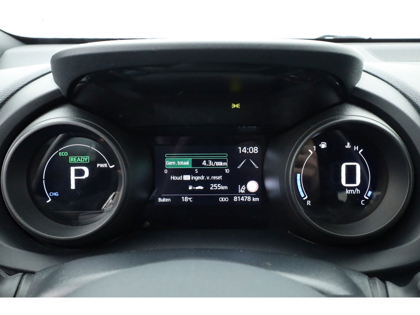 Toyota Yaris Cross 1.5 Hybrid Dynamic | Navi | Cruise | Apple CarPlay & Android Auto | PDC V+A | Camera | Stoelverw. | Dodehoekdet. | LED GERESERVEERD TOT MAANDAG