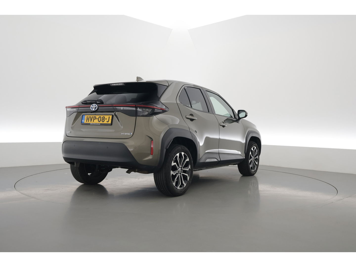 Toyota Yaris Cross 1.5 Hybrid Dynamic | Navi | Cruise | Apple CarPlay & Android Auto | PDC V+A | Camera | Stoelverw. | Dodehoekdet. | LED GERESERVEERD TOT MAANDAG