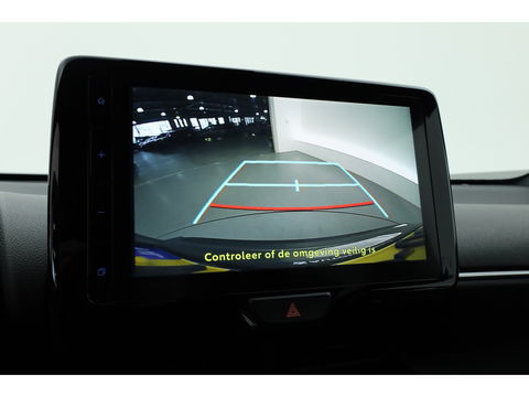 Toyota Yaris Cross 1.5 Hybrid Dynamic | Navi | Cruise | Apple CarPlay & Android Auto | PDC V+A | Camera | Stoelverw. | Dodehoekdet. | LED GERESERVEERD TOT MAANDAG