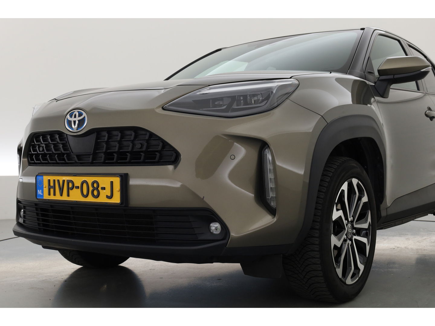 Toyota Yaris Cross 1.5 Hybrid Dynamic | Navi | Cruise | Apple CarPlay & Android Auto | PDC V+A | Camera | Stoelverw. | Dodehoekdet. | LED GERESERVEERD TOT MAANDAG