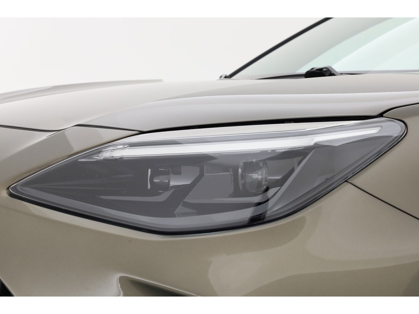 Toyota Yaris Cross 1.5 Hybrid Dynamic | Navi | Cruise | Apple CarPlay & Android Auto | PDC V+A | Camera | Stoelverw. | Dodehoekdet. | LED GERESERVEERD TOT MAANDAG