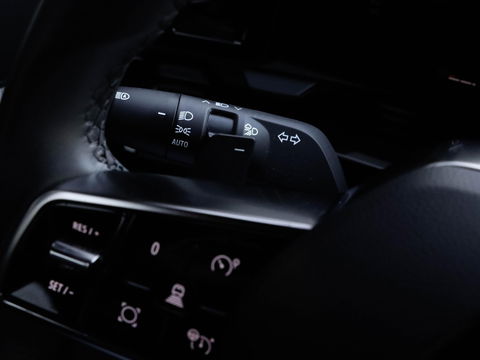 Renault Austral E-Tech full hybrid 200 Iconic Adaptive Cruise | 4.471km!