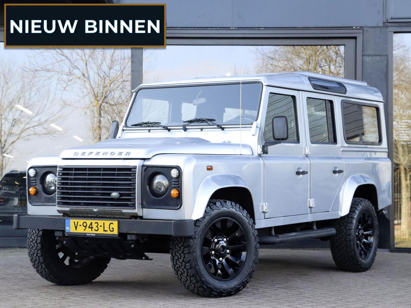 Land Rover Defender 2.2 D HT 110" E | Euro 5 | Recaro | 42.093km!