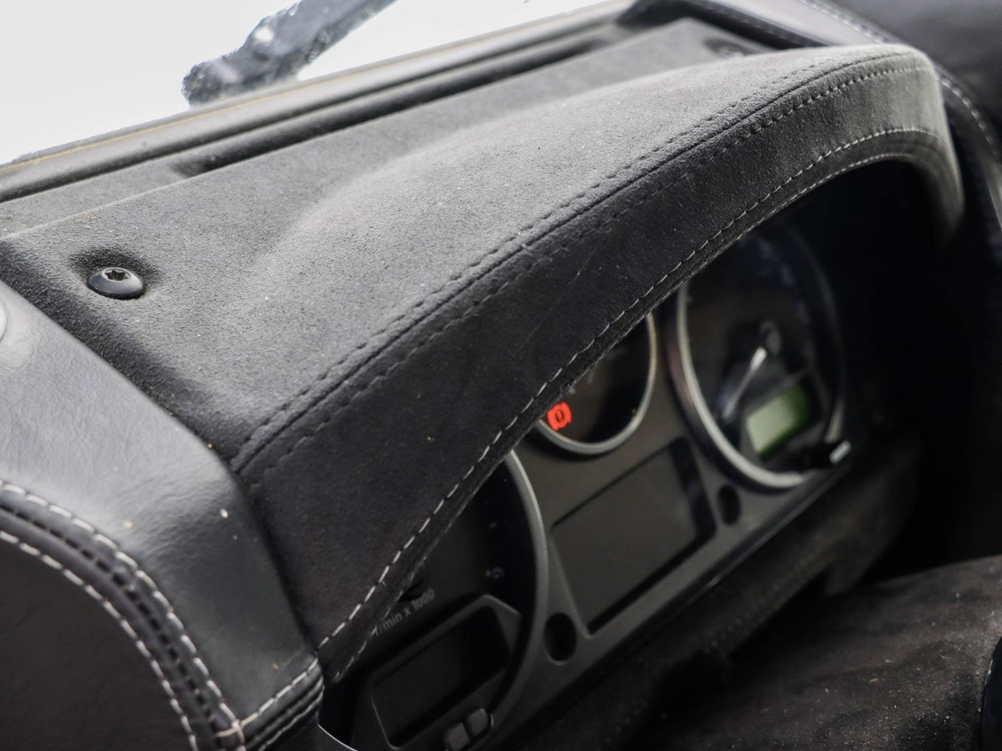 Land Rover Defender 2.2 D HT 110" E | Euro 5 | Recaro | 42.093km!