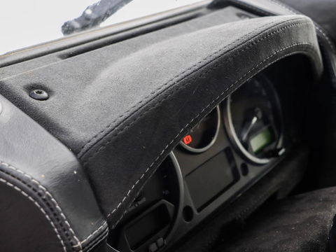 Land Rover Defender 2.2 D HT 110" E | Euro 5 | Recaro | 42.093km!