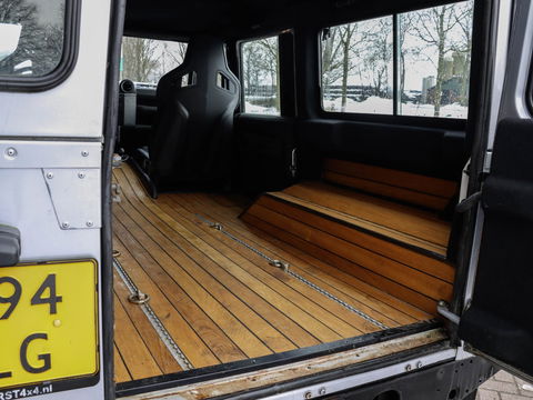 Land Rover Defender 2.2 D HT 110" E | Euro 5 | Recaro | 42.093km!